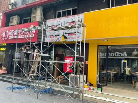 宁国制作广告招牌如何避免它发黄？